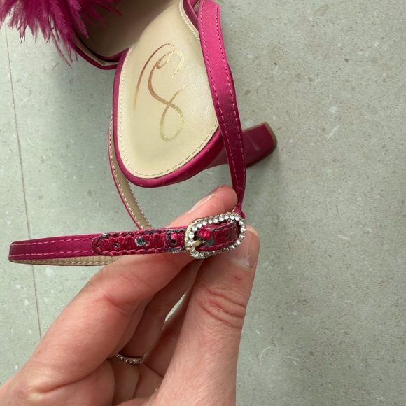 Sam Edelman Fuchsia Feathered Heels - Picture 6 of 7
